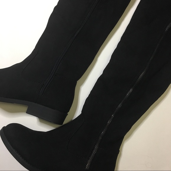 Over the knee boots - Picture 2 of 2